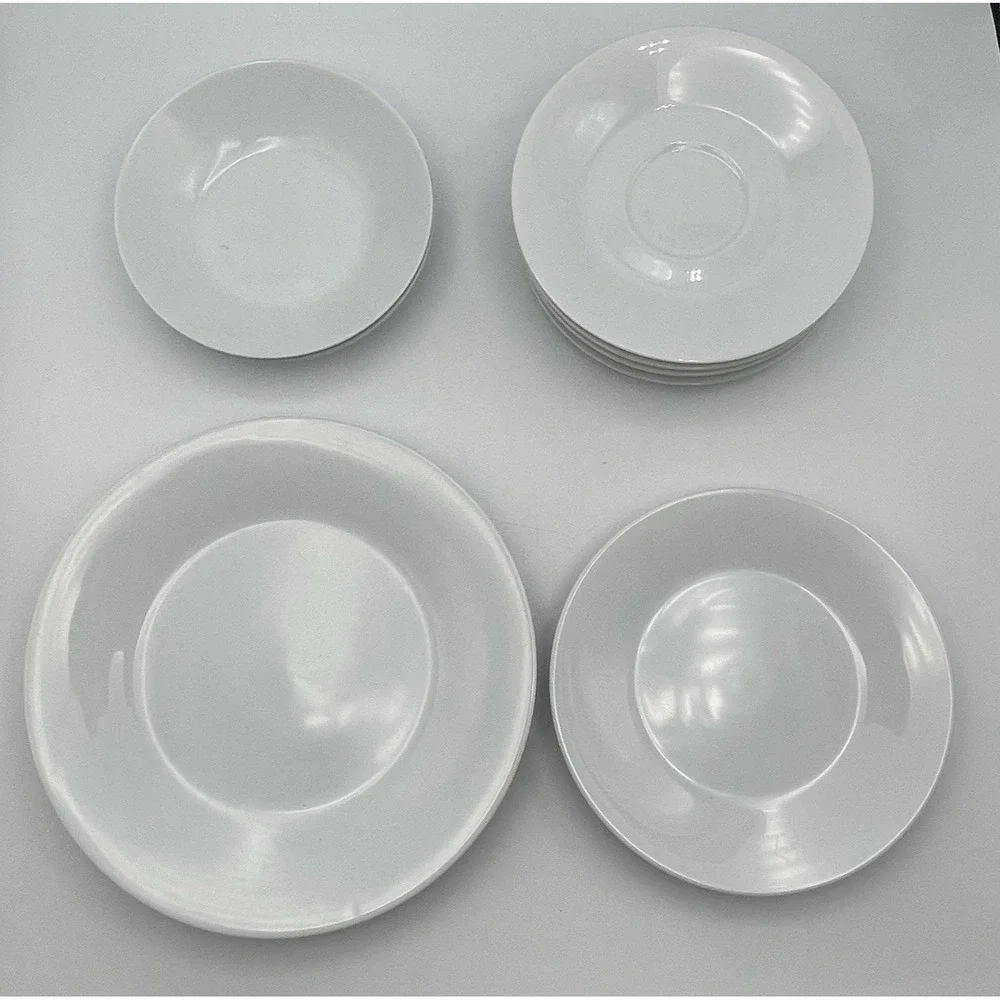 Noritake Snowville 2 salad plates, bread and butter, fruit‎ bowls and 4 saucers